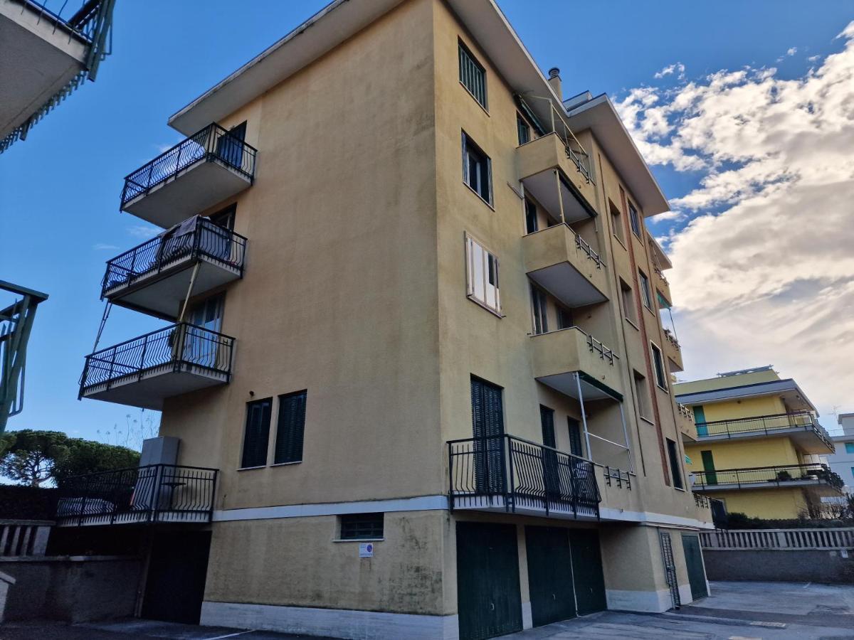 650 Metri Dal Mare - Wifi - Terrazzo - Piscina - A/C Apartamento Pietra Ligure Exterior foto